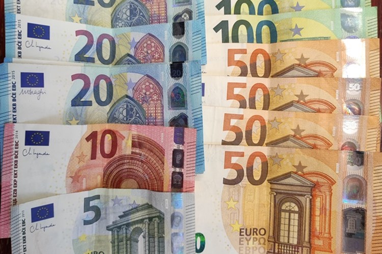 Slika /PU_BP/2026/Ilustracije 2026/novac-euri.jpg